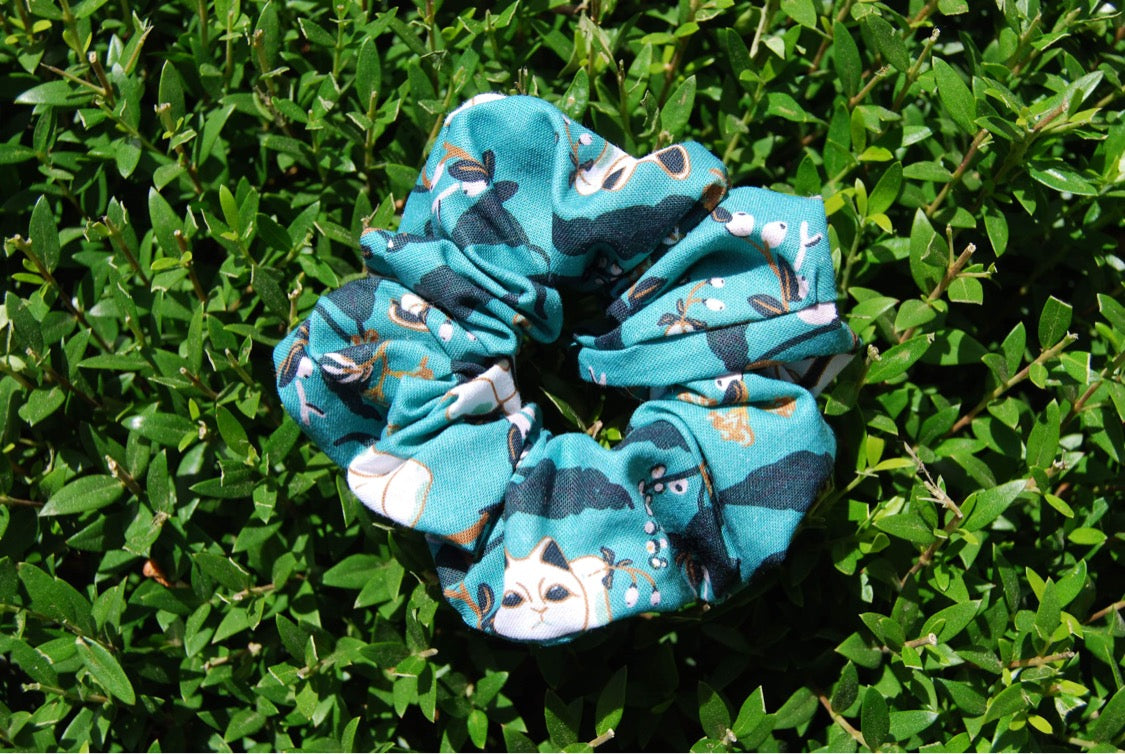 Lucky Cat Scrunchie