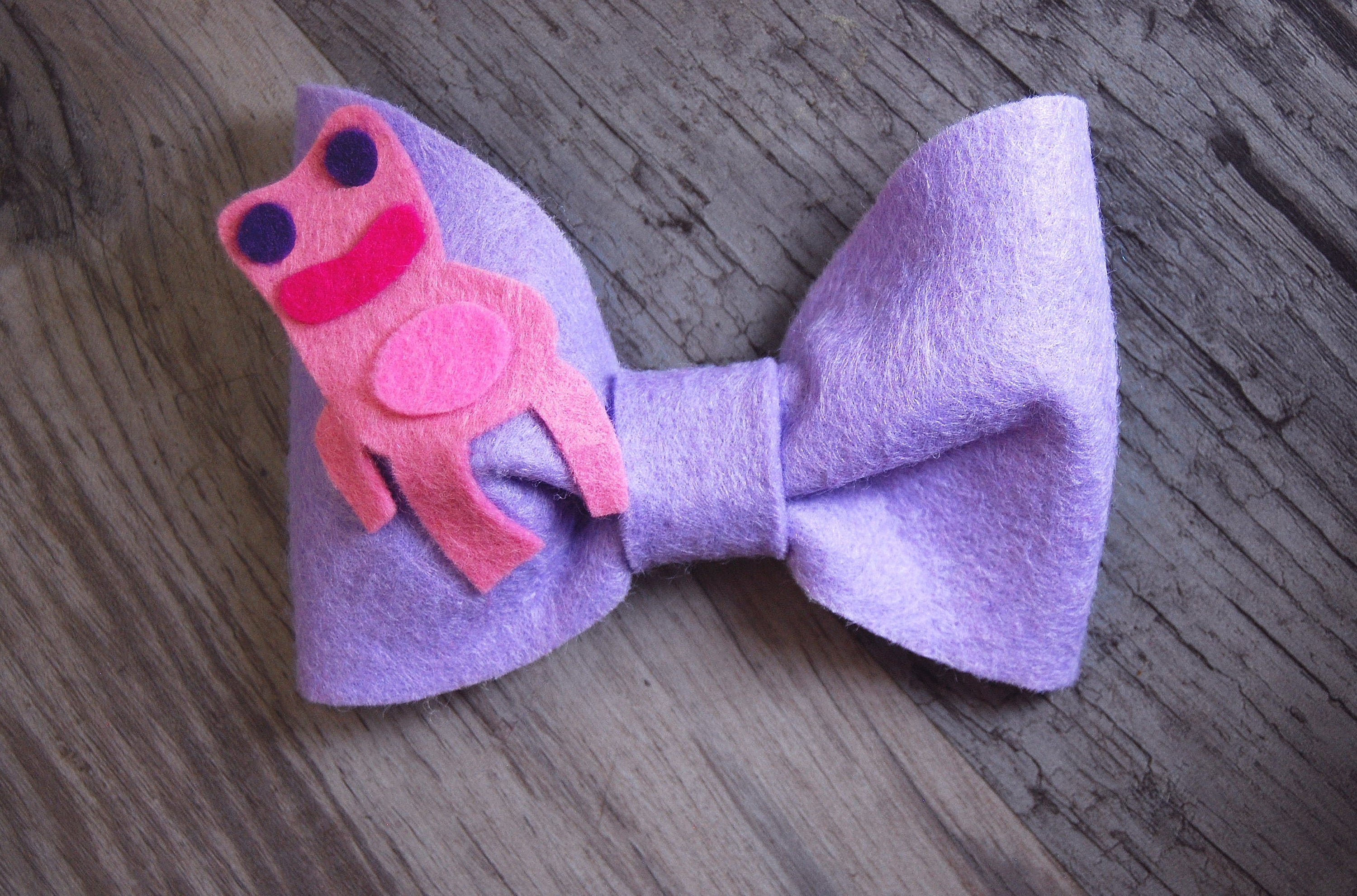 Pink Froggy Chair Inspired Bow